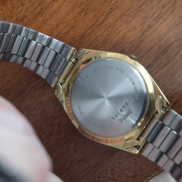 Vintage Pulsar Watch Men's Gold-Tone Date Y147-8049 - Picture 8 of 8